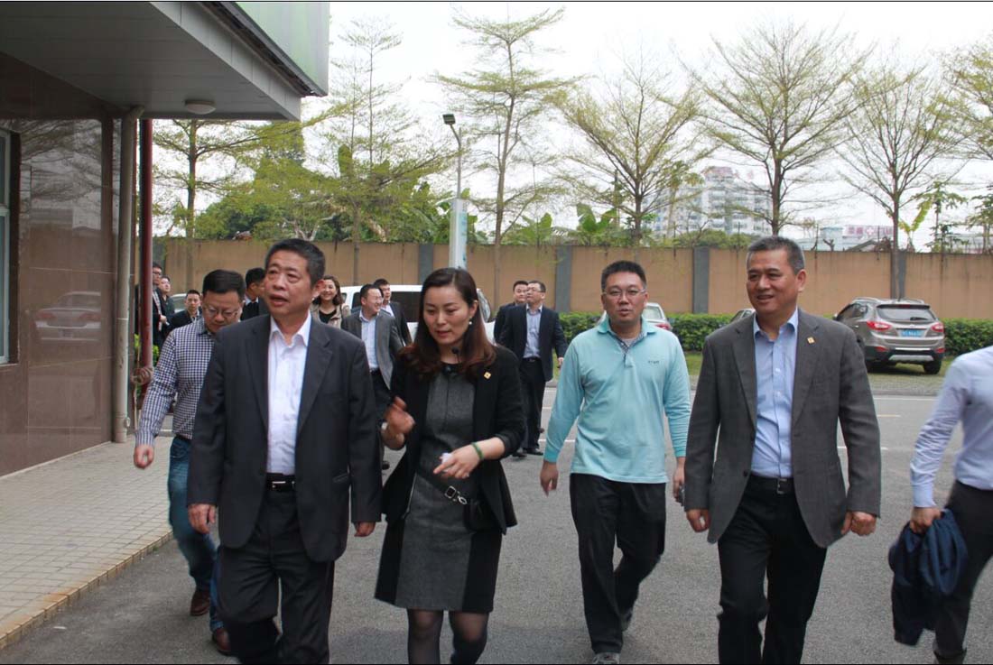 武漢東湖新技術創業中心考察團一行蒞臨常平科技園參觀考察